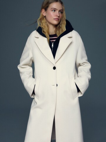 Manteau mi-saison Bershka en blanc