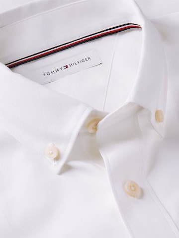 TOMMY HILFIGER Regular fit Button up shirt 'Essential' in White
