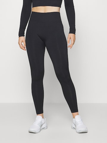 ICANIWILL Скинни Спортивные штаны в Черный: спереди