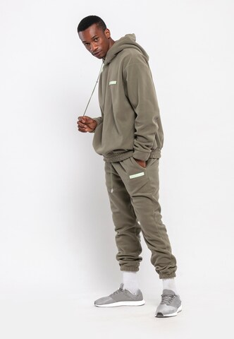 Tom Barron Tracksuit in Green