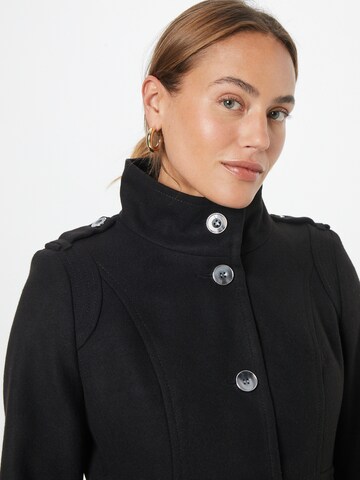 Wallis Between-seasons coat in Black