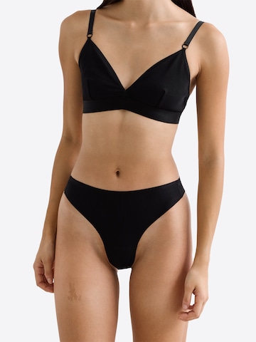 Erlich Textil - Tanga em preto: frente