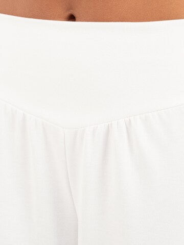 Smilodox Loosefit Broek ' Jorina ' in Wit