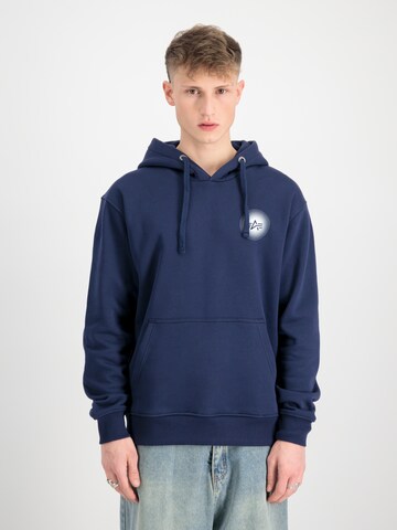 ALPHA INDUSTRIES Sweatshirt in Blauw: voorkant