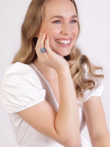 Lucardi Ring in Silber: Vorderseite