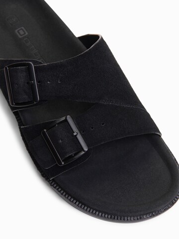 Zoccoletto di Ombre in nero