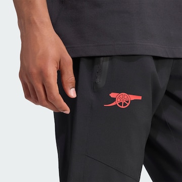 Regular Pantalon de sport 'Arsenal FC Tiro Travel' ADIDAS PERFORMANCE en noir