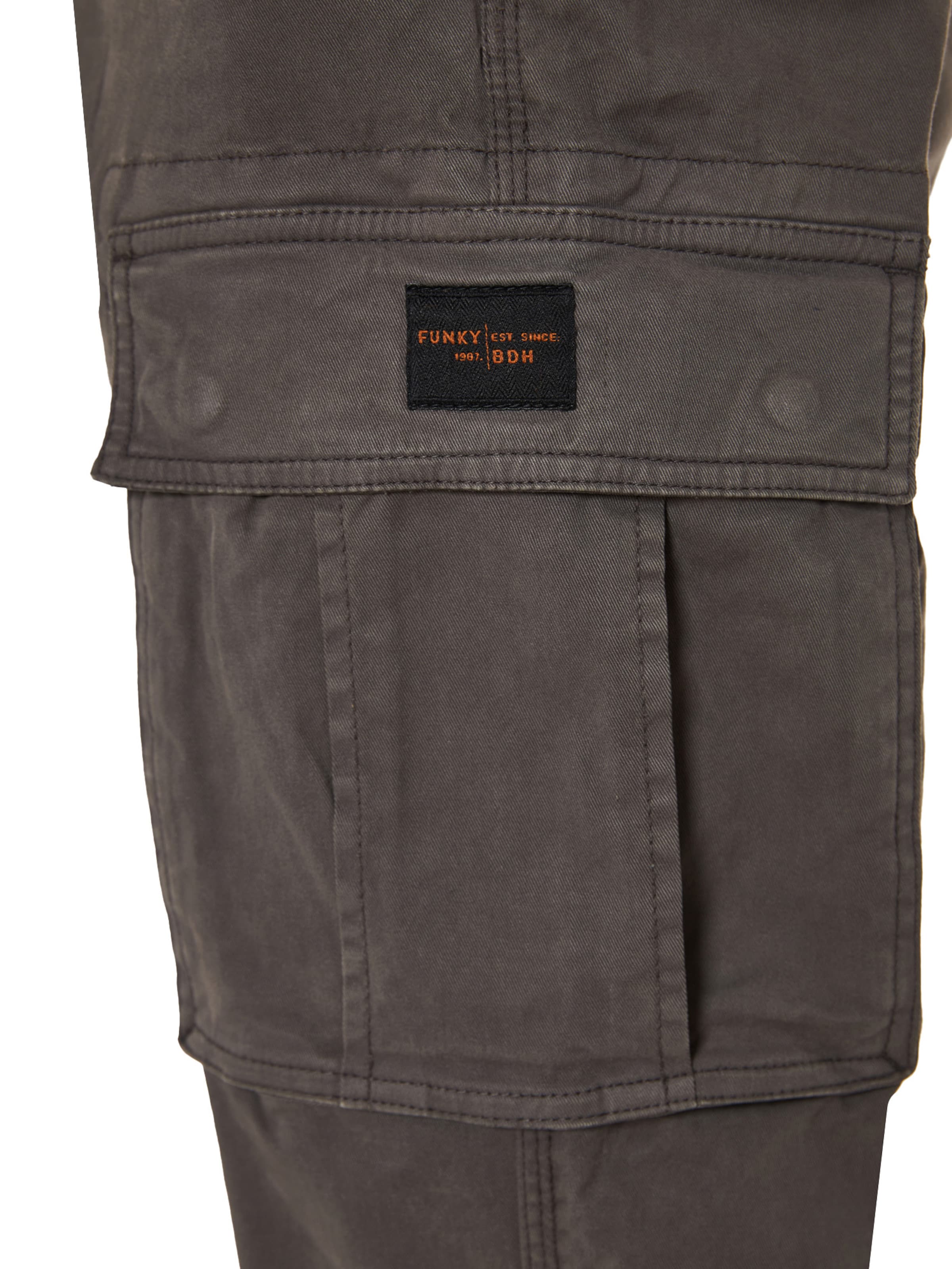 Funky Buddha Обычный Брюки-карго в Серый