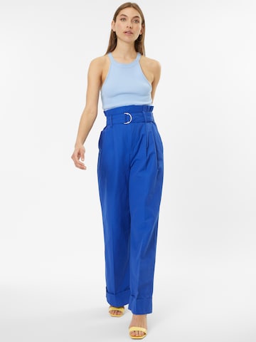 regular Pantaloni con pieghe di Banana Republic in blu