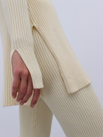 Pullover 'Felka' di EDITED in beige