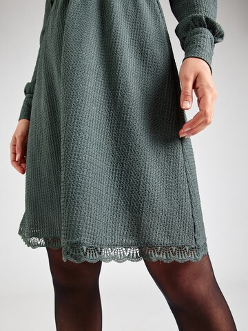 Robe 'Joelle' ABOUT YOU en vert