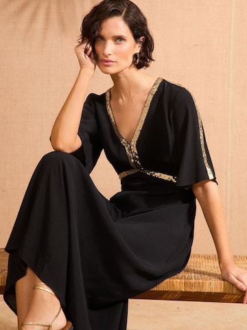 love & roses Dress in Black