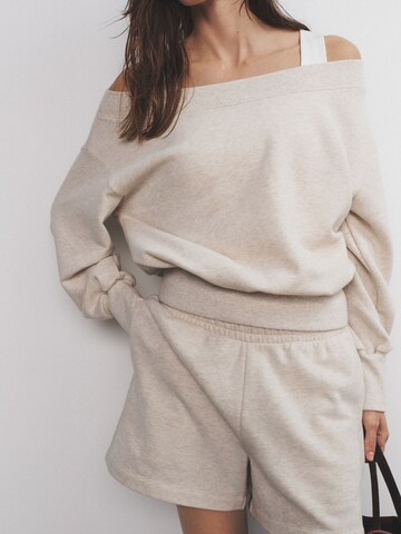 The Set Sweatshirt in Beige