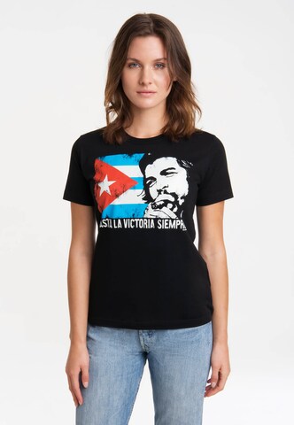 LOGOSHIRT Shirt 'Che Guevara - Cuban Flag' in Zwart: voorkant