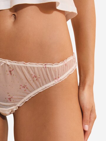 ETAM String 'Nora' in Roze