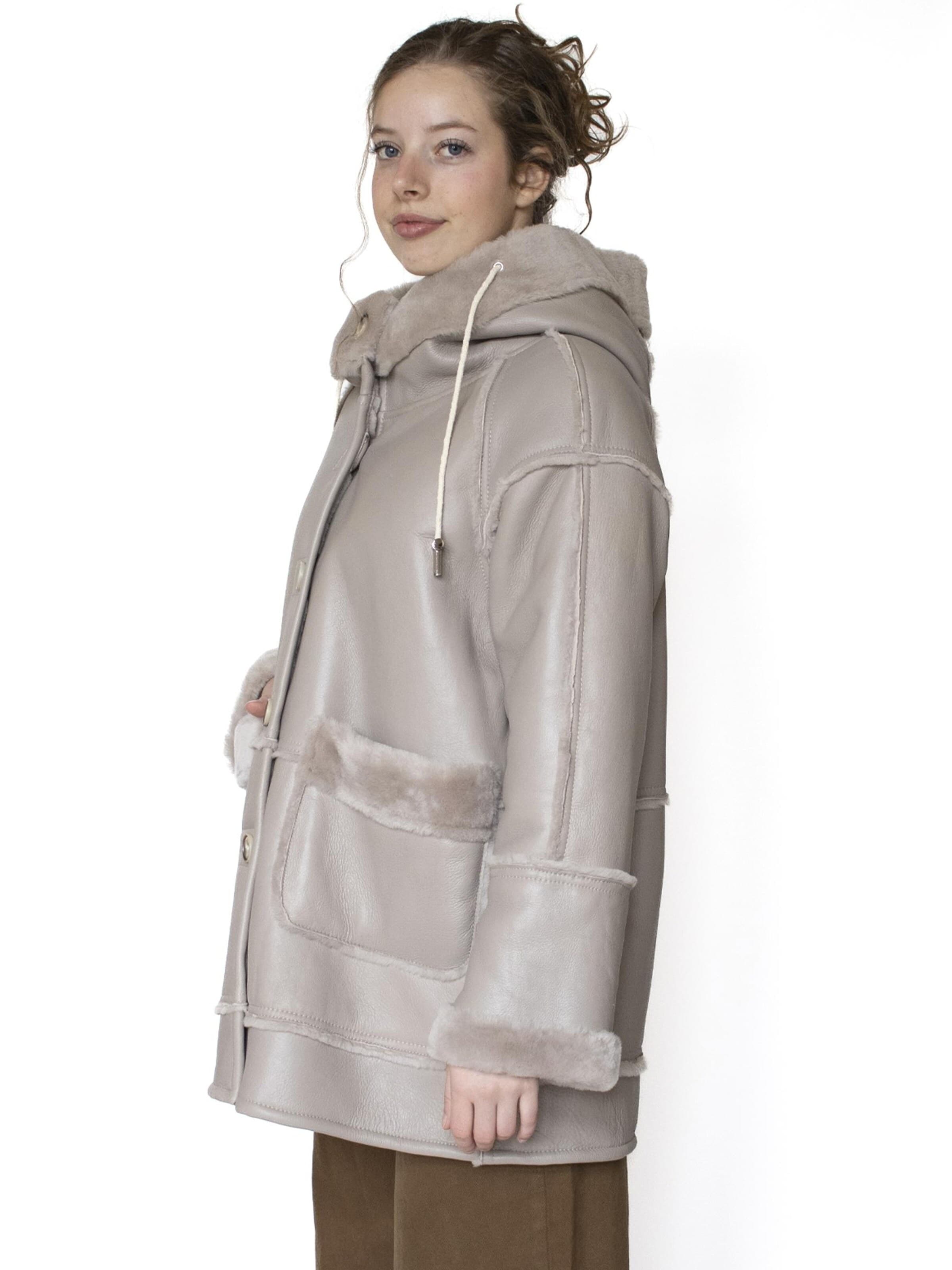 Just things we like Winter Coat 'HIBIKI' in Beige