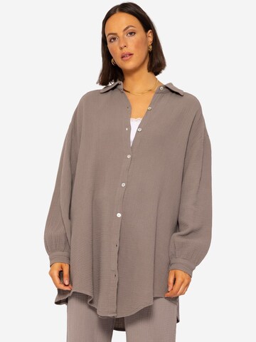 SASSYCLASSY Bluse i grå: forside