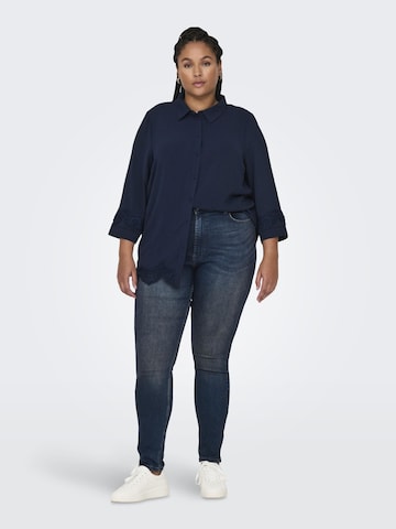 ONLY Carmakoma - Blusa 'METTA' en azul