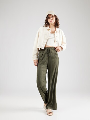 regular Pantaloni 'Gunda' di ABOUT YOU in verde