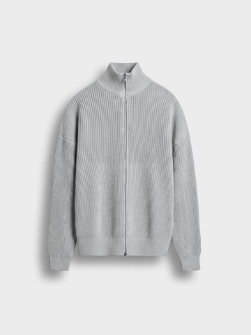Burocs Strickjacke‌ in Grau: Vorderseite