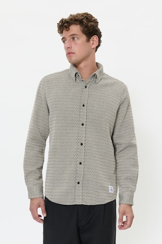 Coupe regular Chemise 'Brize' Matinique en beige : devant