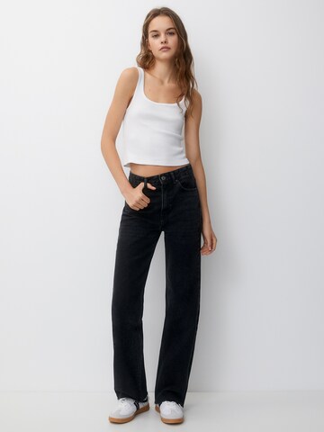 Pull&Bear Regular Jeans in Black