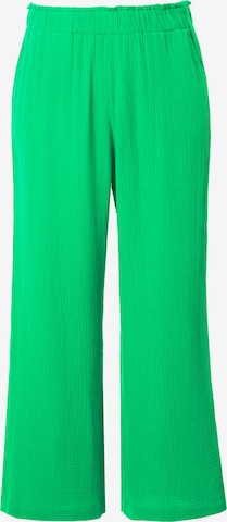 Studio Untold Trousers in Green: front