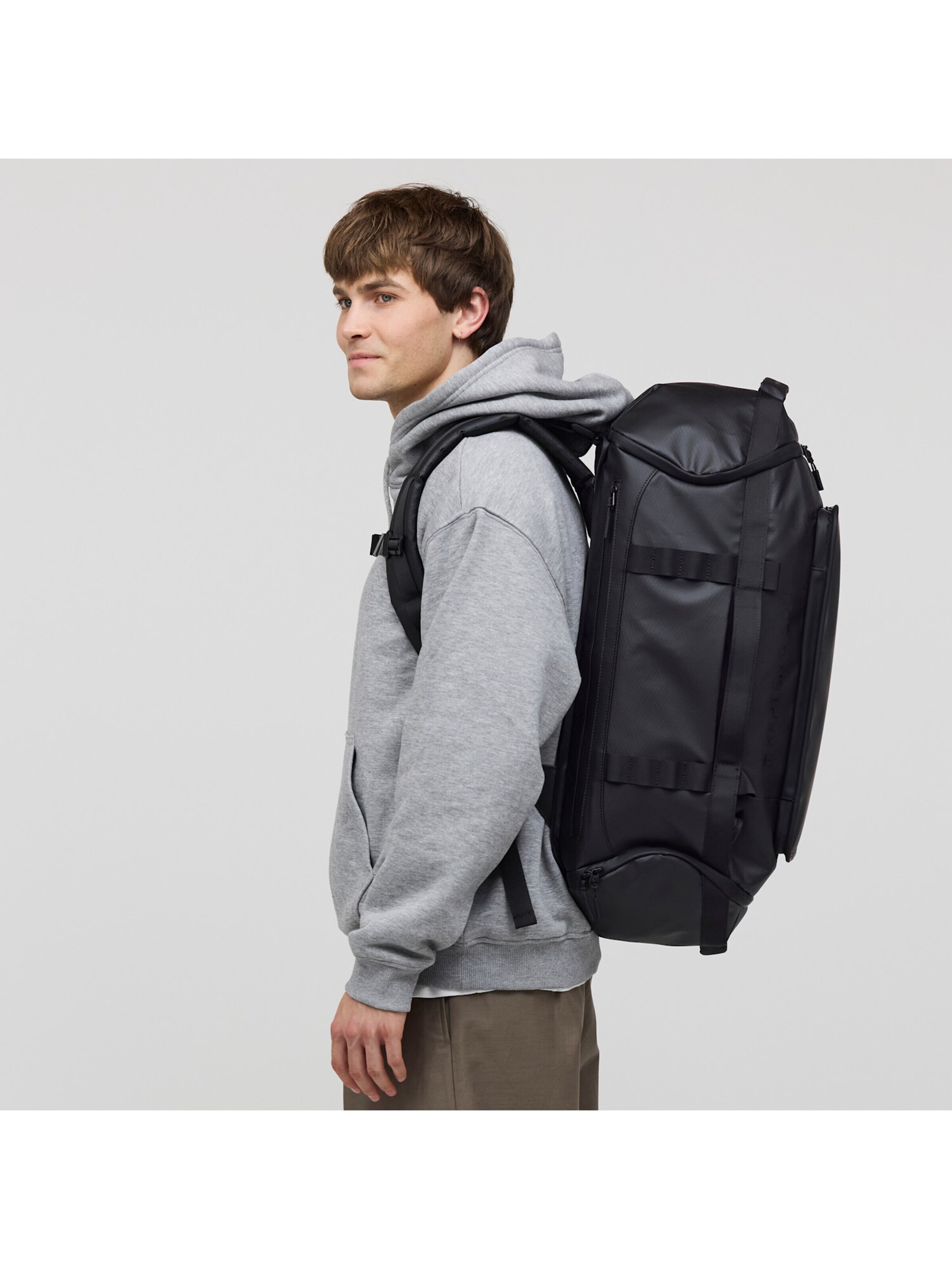 Kapten & Son - Mala de viagem 'Lisbon Duffle Backpack Large' em preto