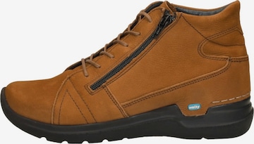 Chaussure à lacets 'Why' Wolky en marron : devant