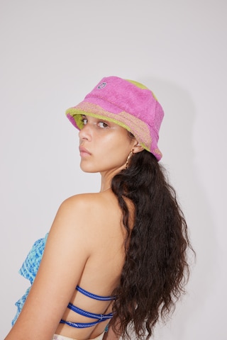 ABOUT YOU REBIRTH STUDIOS Hat 'Easy Breezy' i pink