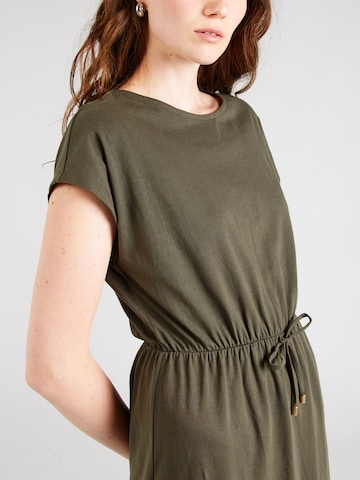 Robe 'Ellen' ABOUT YOU en vert
