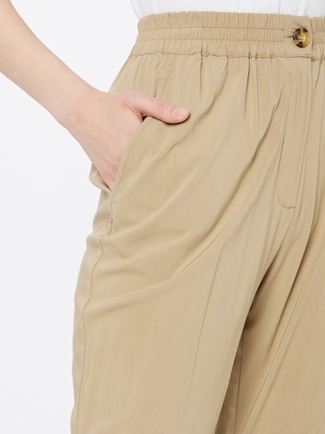 Soft Rebels Regular Pleat-Front Pants 'Brianna' in Green