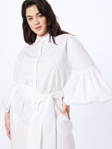 Twinset - Vestido camisero en blanco