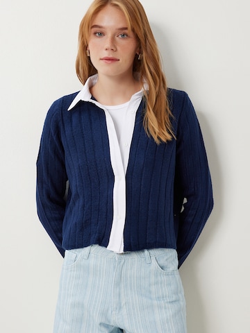 Happiness İstanbul Kardigán - kék: elől