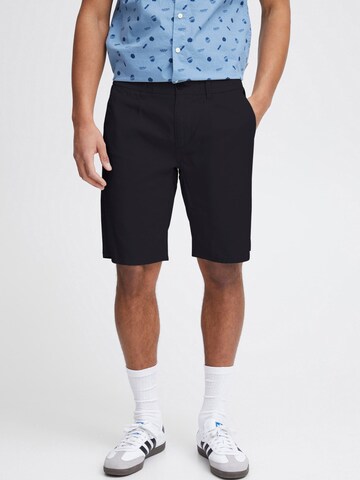 regular Pantaloni con pieghe 'Woven' di BLEND in nero: frontale