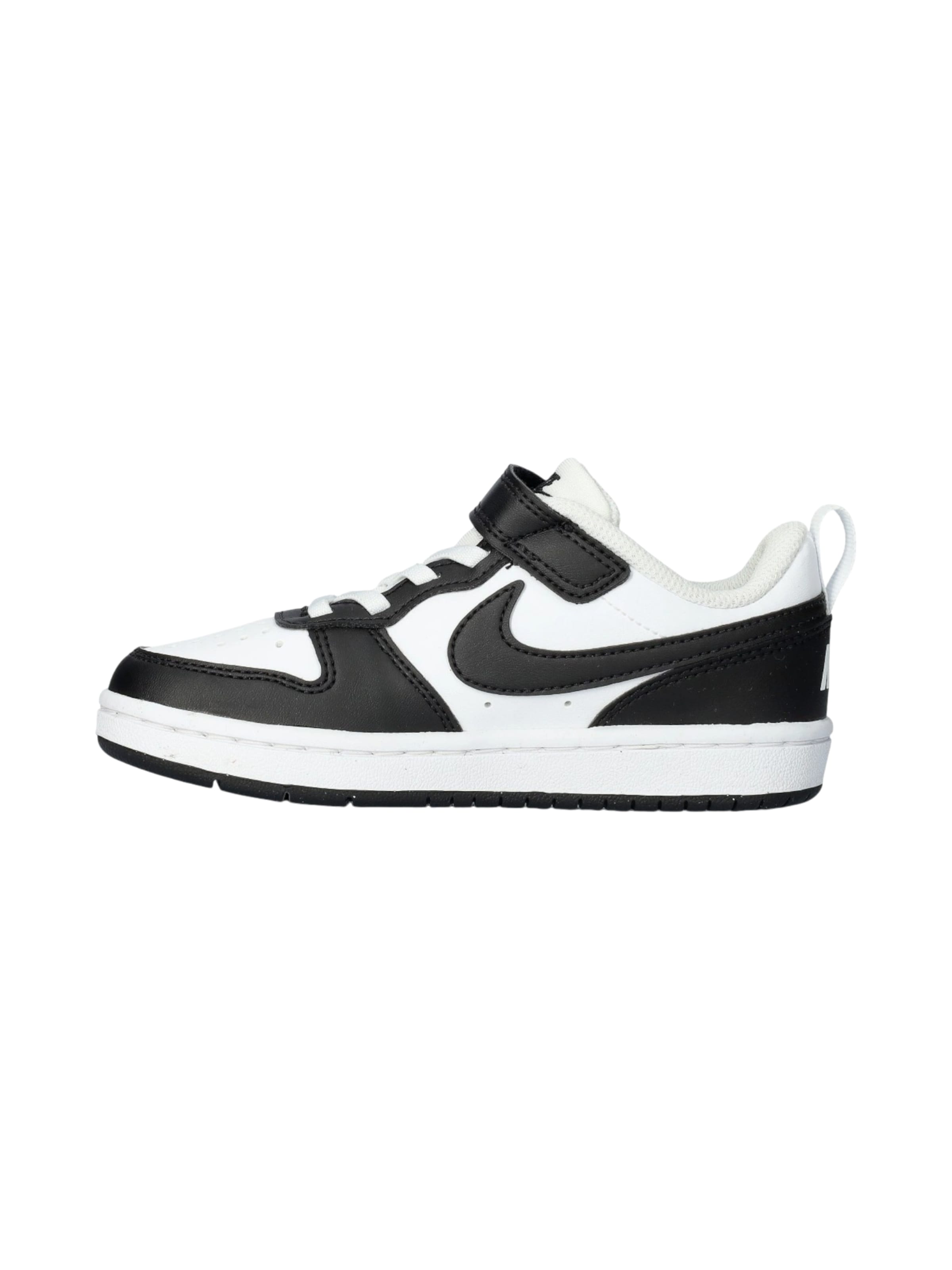 NIKE Sneaker in Schwarz
