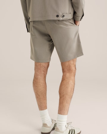 WE Fashion Свободный крой Брюки со складками в Серый