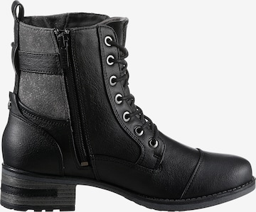MUSTANG Lace-Up Ankle Boots in Black