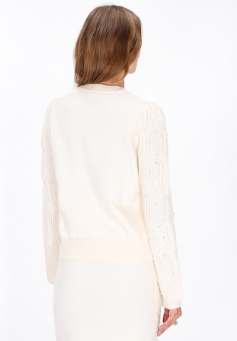 Pull-over 'Fashion Look' faina en blanc