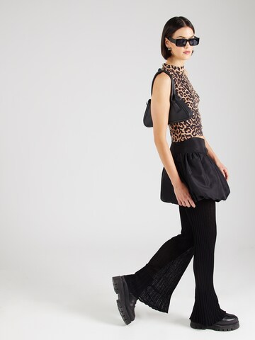 ABOUT YOU Top 'Cassandra' in Beige