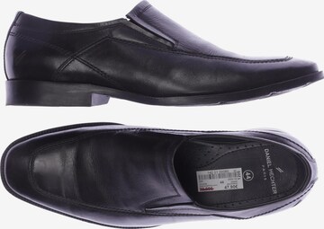 HECHTER PARIS Flats & Loafers in 44 in Black: front
