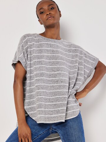 T-shirt oversize Apricot en gris : devant