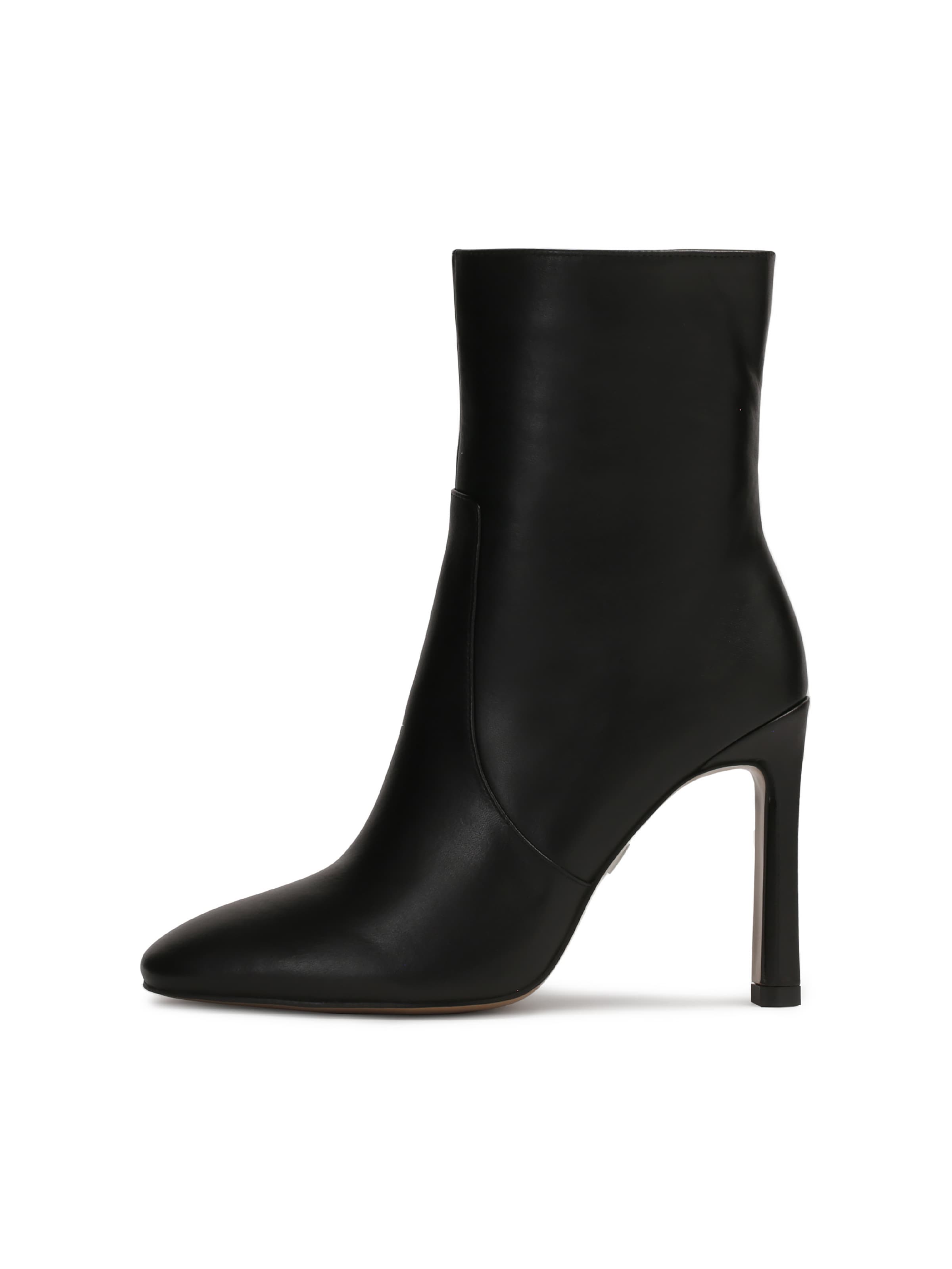 Kazar Bootie in Black: front