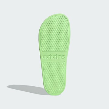 ADIDAS SPORTSWEAR - Sapato de praia/banho 'Adilette Aqua' em verde