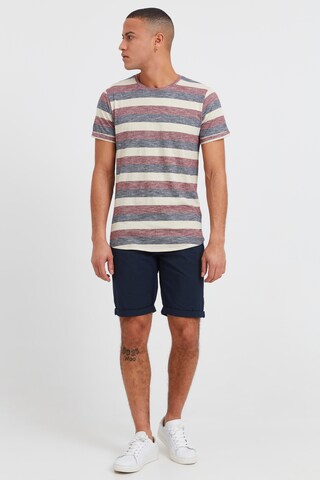 !Solid - Regular Calças chino 'MILAN' em azul
