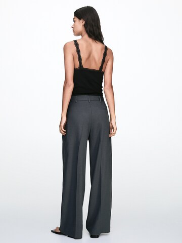 Wide leg Pantaloni con piega frontale di Pull&Bear in blu