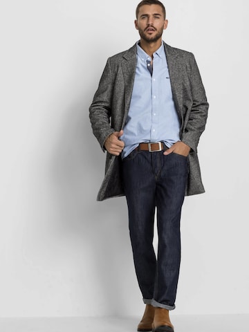 Coupe regular Chemise bonprix en bleu