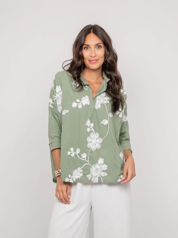 Dona Lisa Blouse 'Blouse manches longues broderie OPEYA' in Groen: voorkant