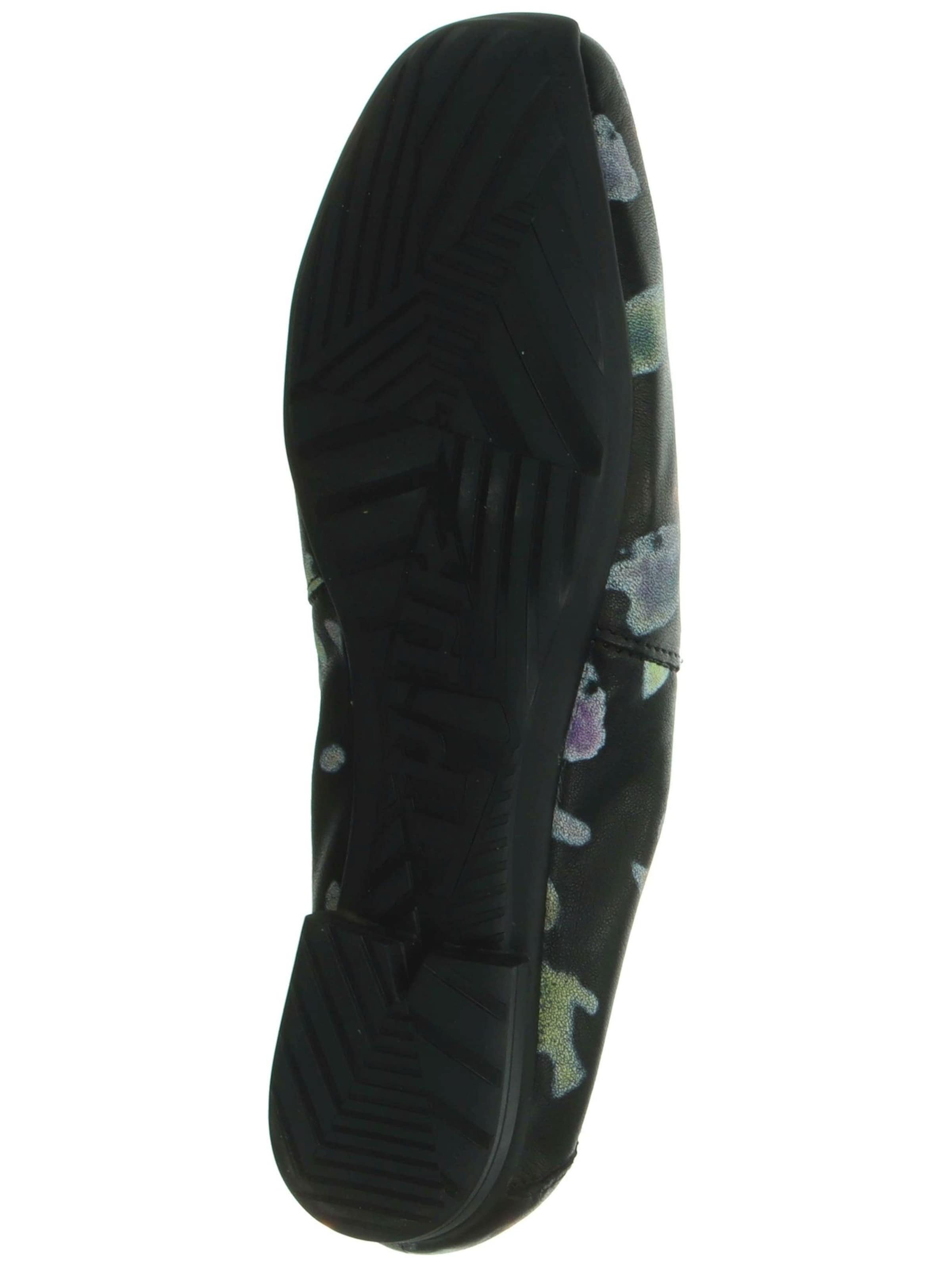 THINK! Ballet Flats in Black