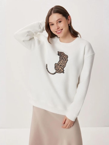 Happiness İstanbul Sweatshirt in White